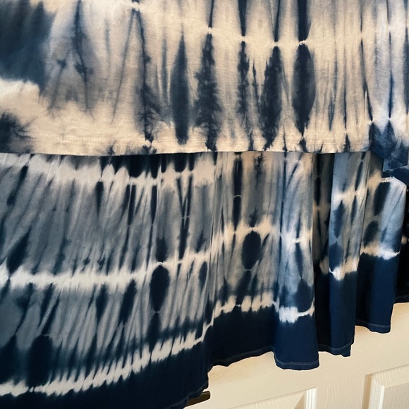 Dress Barn High-Low Tie-Dye Skirt - Picture 2 of 3